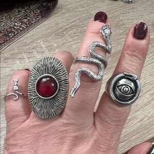 All 4 unique rings